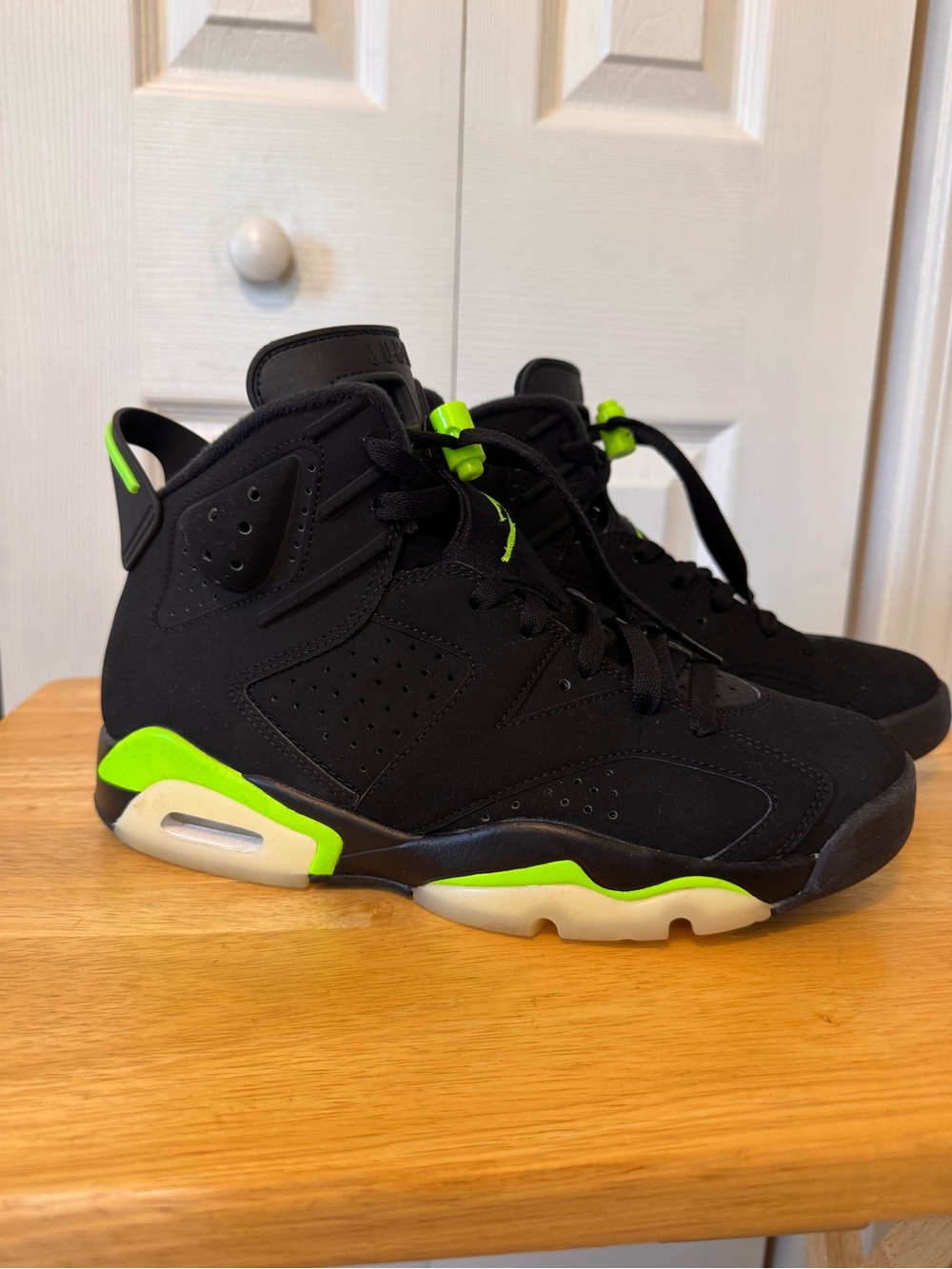Mens Air Jordan Retro 6 Black Electric Green High-Top Athletic Sneakers Size 8 - Picture 7 of 15
